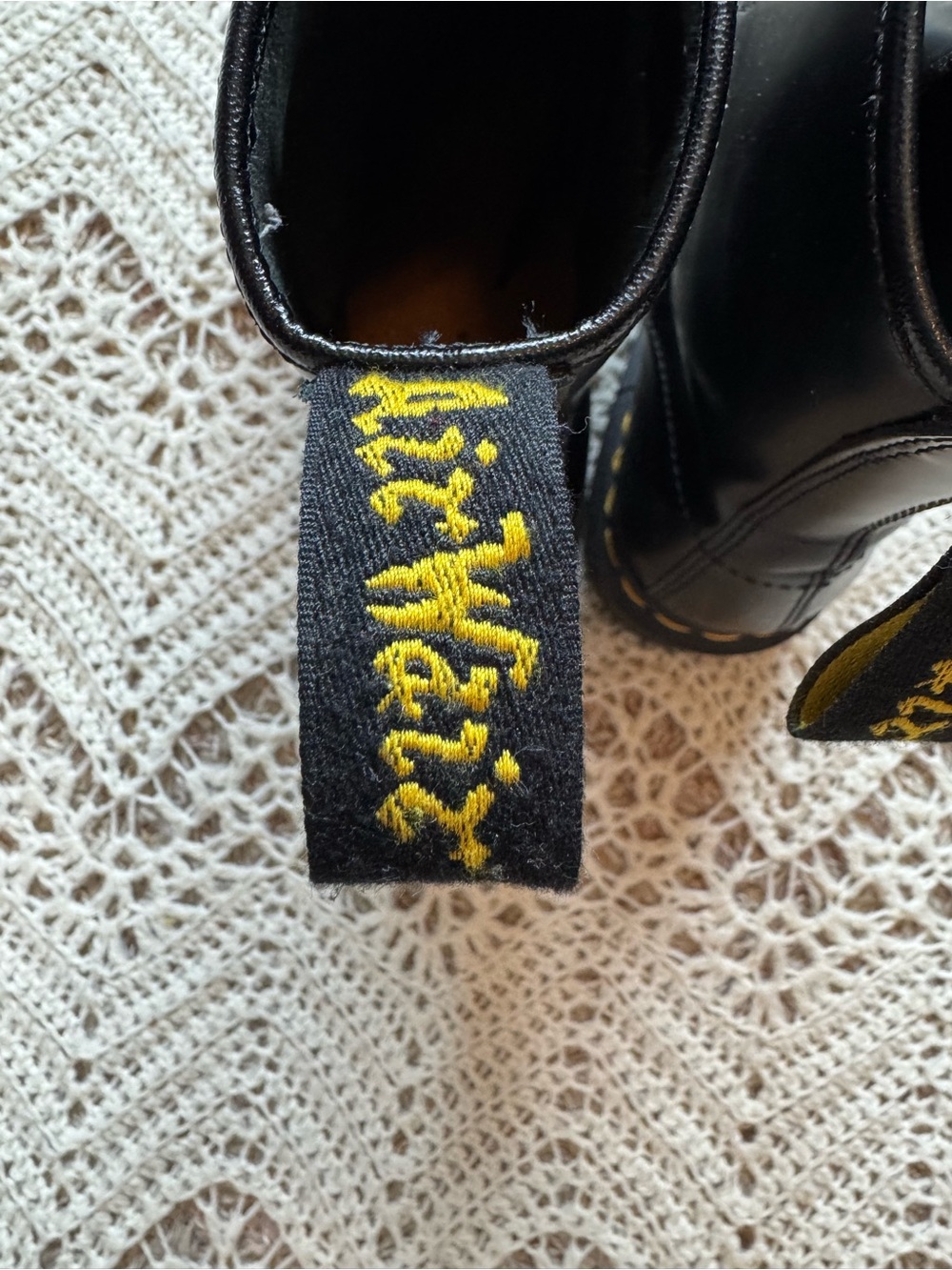 Dr. Martens Matte Black Leather Eye Lace-Up Boots Yellow Stitching Size 9 - Picture 7 of 16